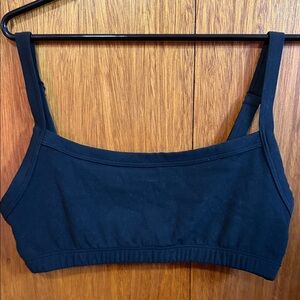 Aritzia Butter Sports Bra Black Small Soft Minimal Athleisure Yoga Top
